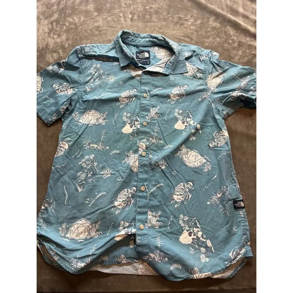 The North Face Short Sleeve Button Up Shirt Men’s‎ Size M Blue Camping Tent